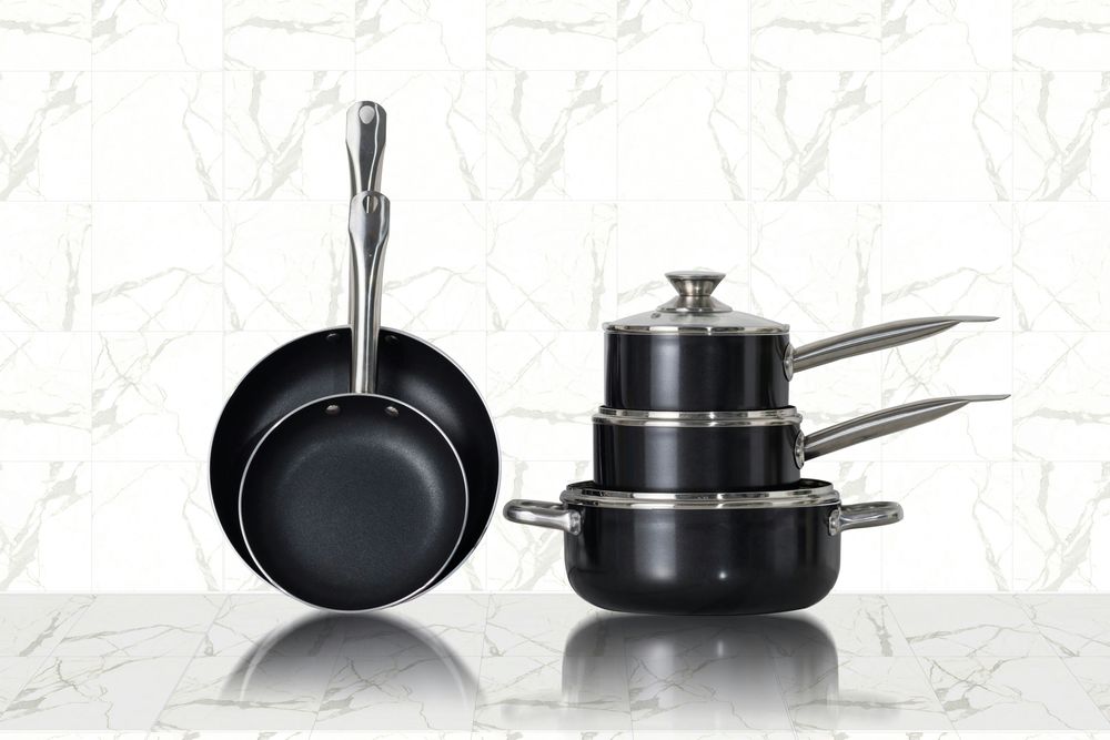 Pots and pans cookware set