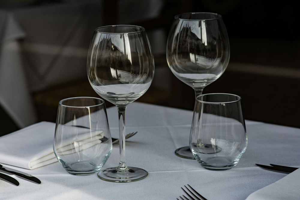 Glassware and stemware
